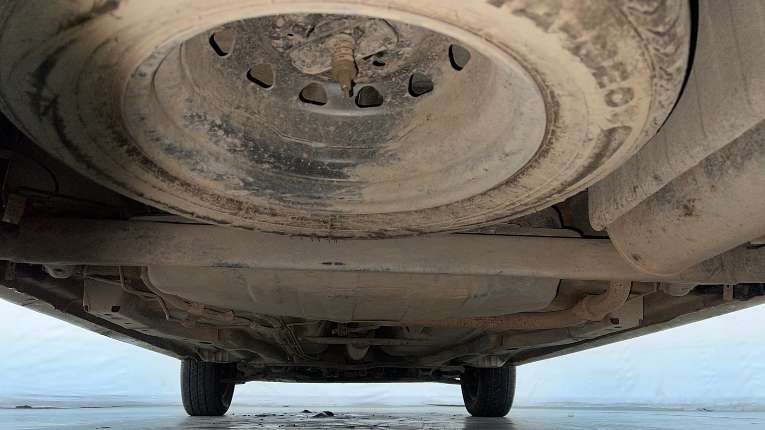 Used 2024 Tata Tiago XTA iCNG Cng Automatic extra REAR UNDERBODY VIEW (TAKEN FROM REAR)