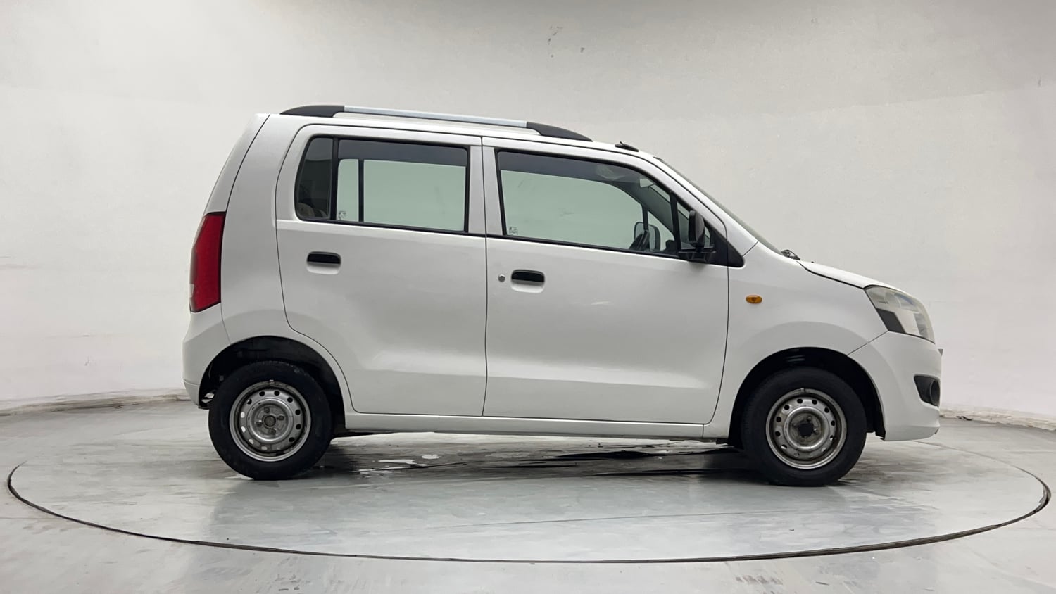 Used 2018 Maruti Suzuki Wagon R LXI CNG Cng Manual exterior RIGHT SIDE VIEW
