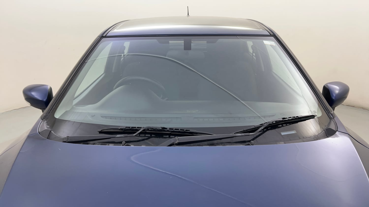 Used 2019 Maruti Suzuki Baleno Delta 1.2 AT Petrol Automatic exterior FRONT WINDSHIELD VIEW