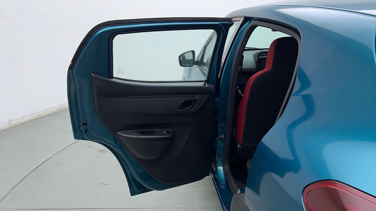 Used 2022 Renault Kwid RXT 1.0 AMT Petrol Automatic interior LEFT REAR DOOR OPEN VIEW