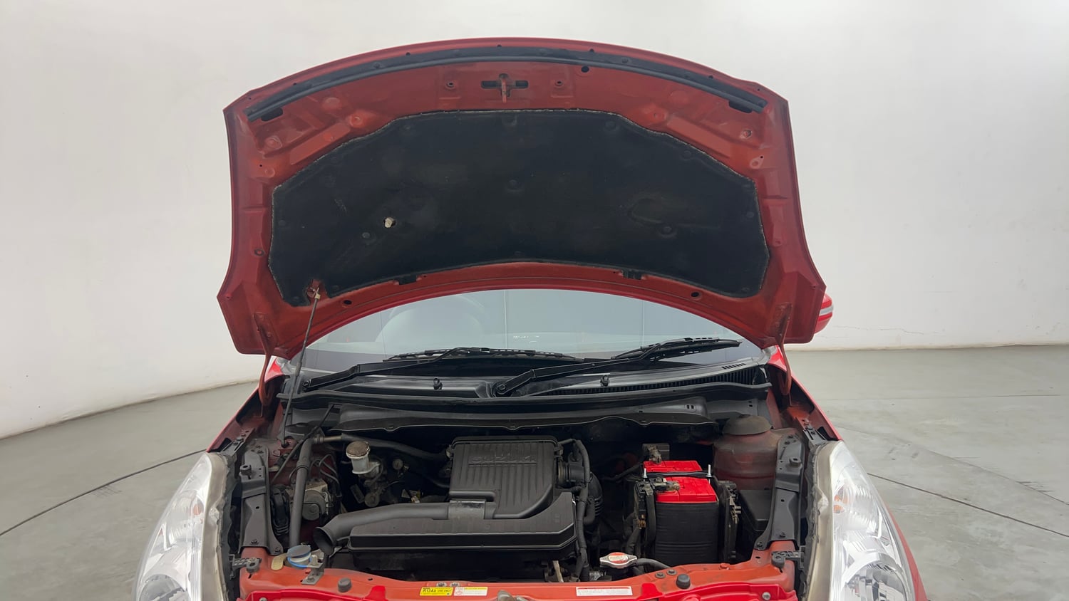 Used 2016 Maruti Suzuki Swift ZXi Petrol Manual engine ENGINE & BONNET OPEN FRONT VIEW