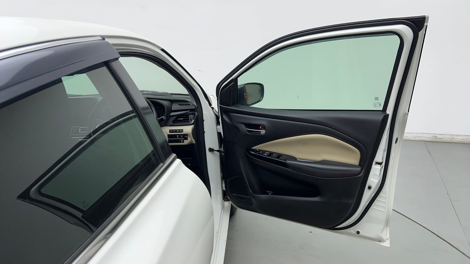 Used 2022 Toyota Glanza V AMT Petrol Automatic interior RIGHT FRONT DOOR OPEN VIEW