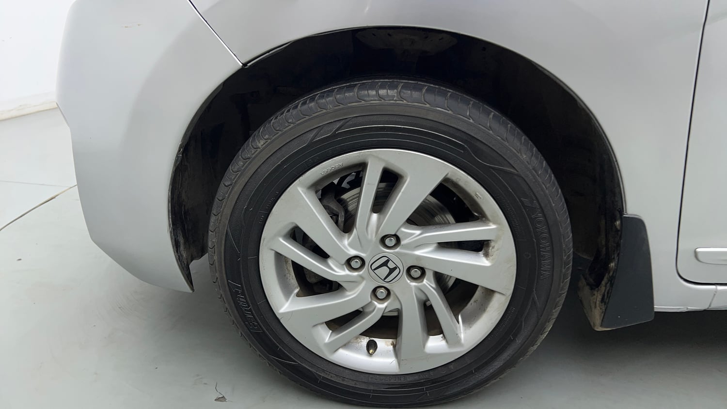 Used 2018 Honda Jazz V Petrol Petrol Manual tyres LEFT FRONT TYRE RIM VIEW