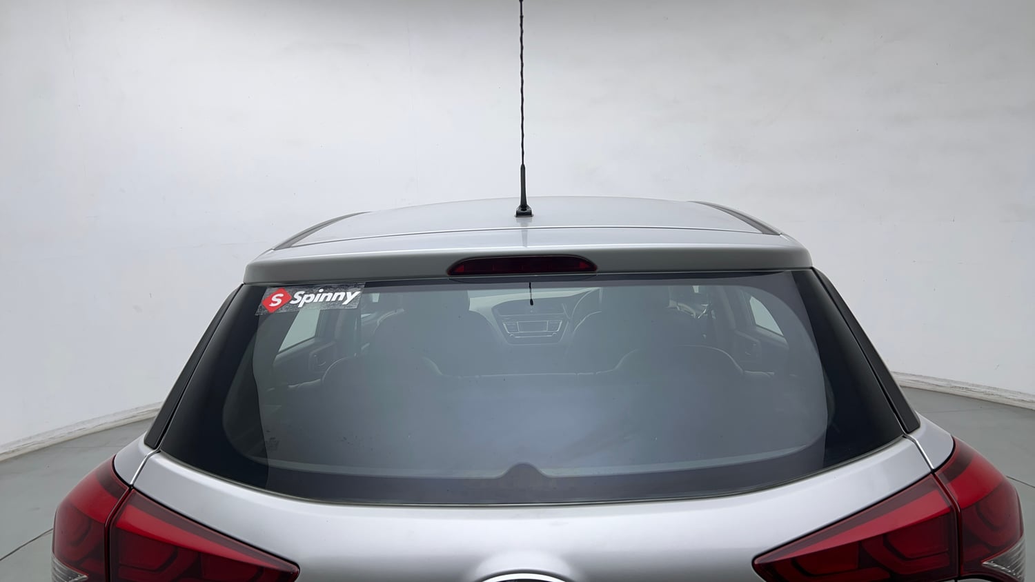 Used 2015 Hyundai Elite i20 Magna 1.2 Petrol Manual exterior BACK WINDSHIELD VIEW