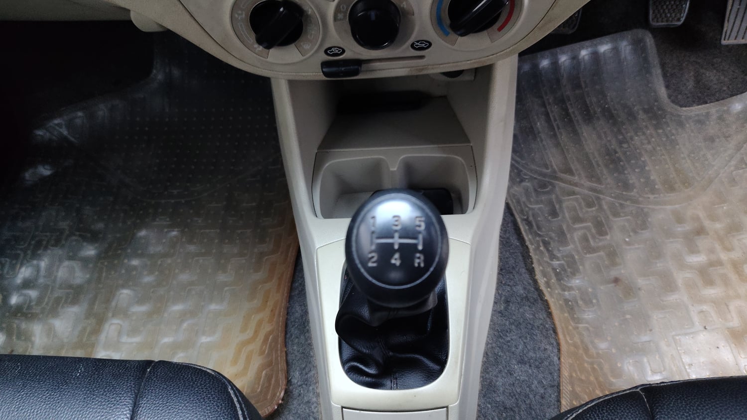 Used 2020 Maruti Suzuki Alto 800 LXi Petrol Manual interior GEAR  KNOB VIEW