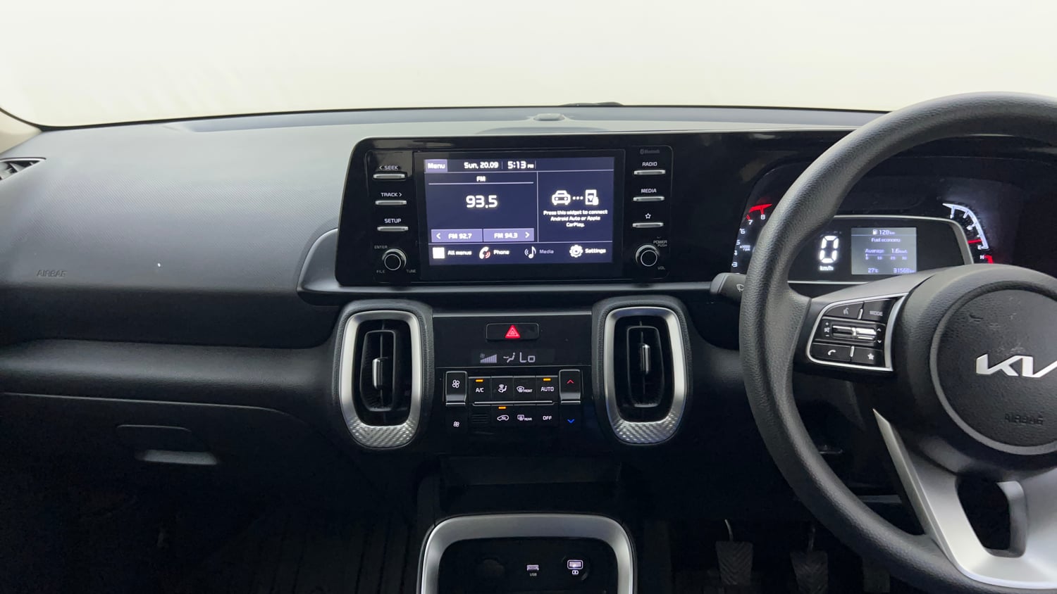 Used 2022 Kia Sonet HTK Plus 1.2 Petrol Manual interior MUSIC SYSTEM & AC CONTROL VIEW