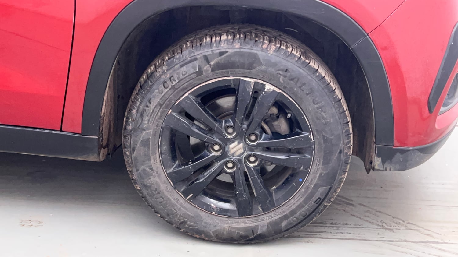 Used 2019 maruti-suzuki Vitara Brezza ZDi Plus AGS Diesel Automatic tyres RIGHT FRONT TYRE RIM VIEW