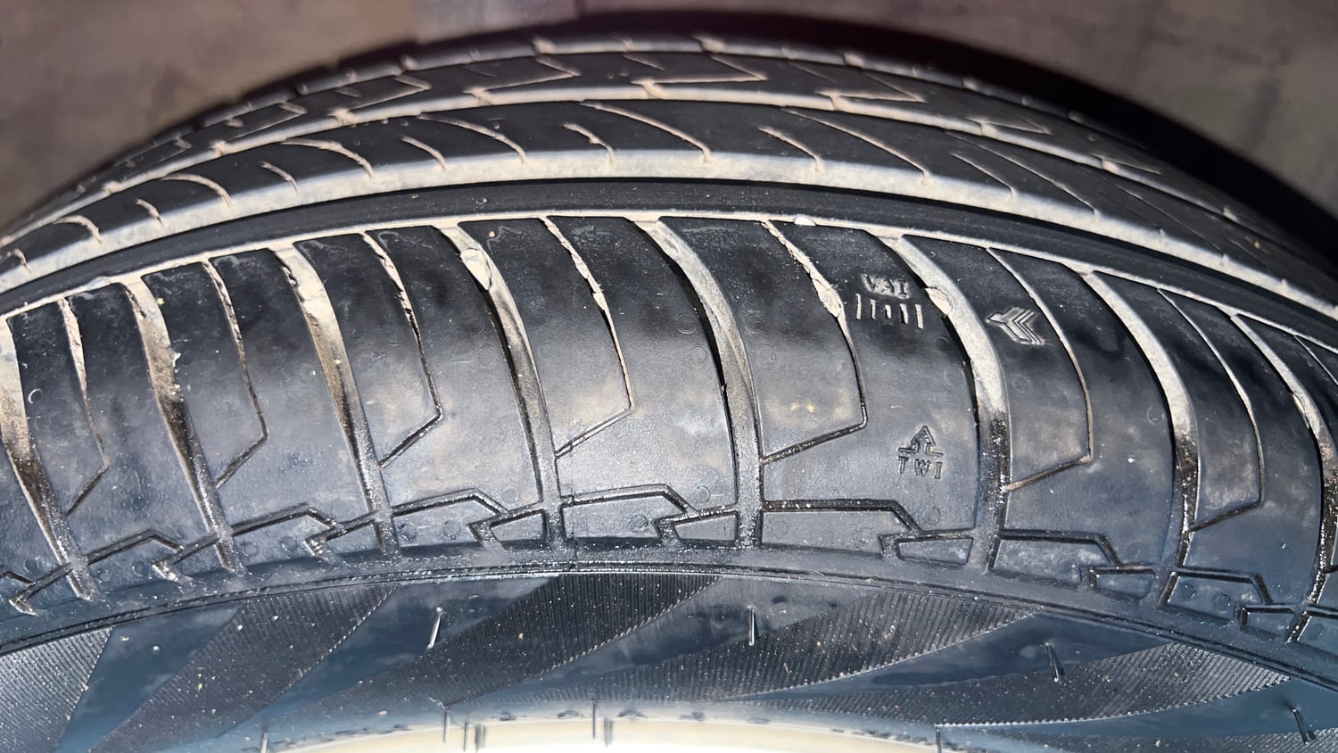 Used 2019 Honda Amaze 1.2 VX CVT Petrol Petrol Automatic tyres RIGHT REAR TYRE TREAD VIEW