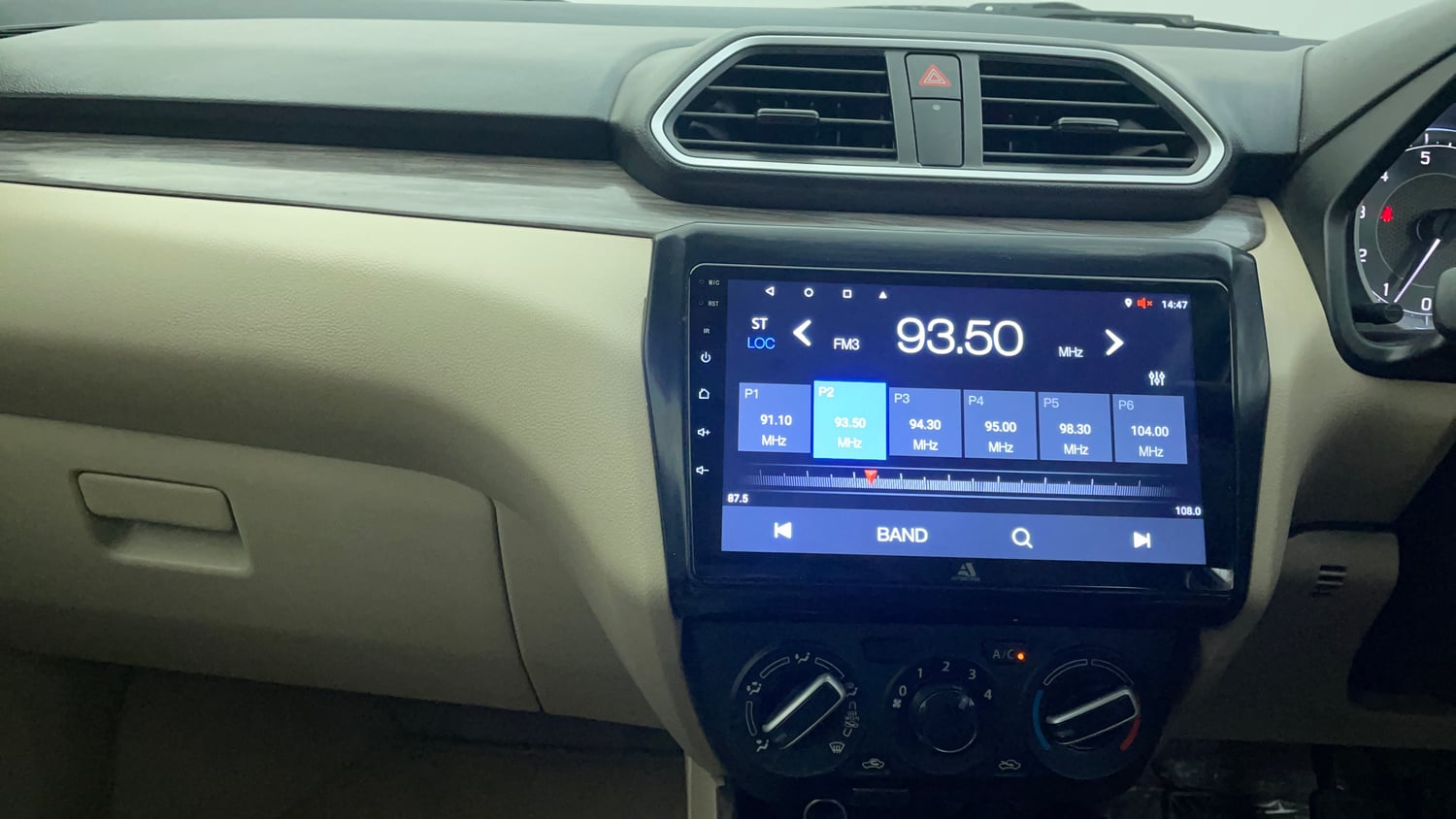 Used 2021 Maruti Suzuki Dzire VXi Petrol Manual interior MUSIC SYSTEM & AC CONTROL VIEW