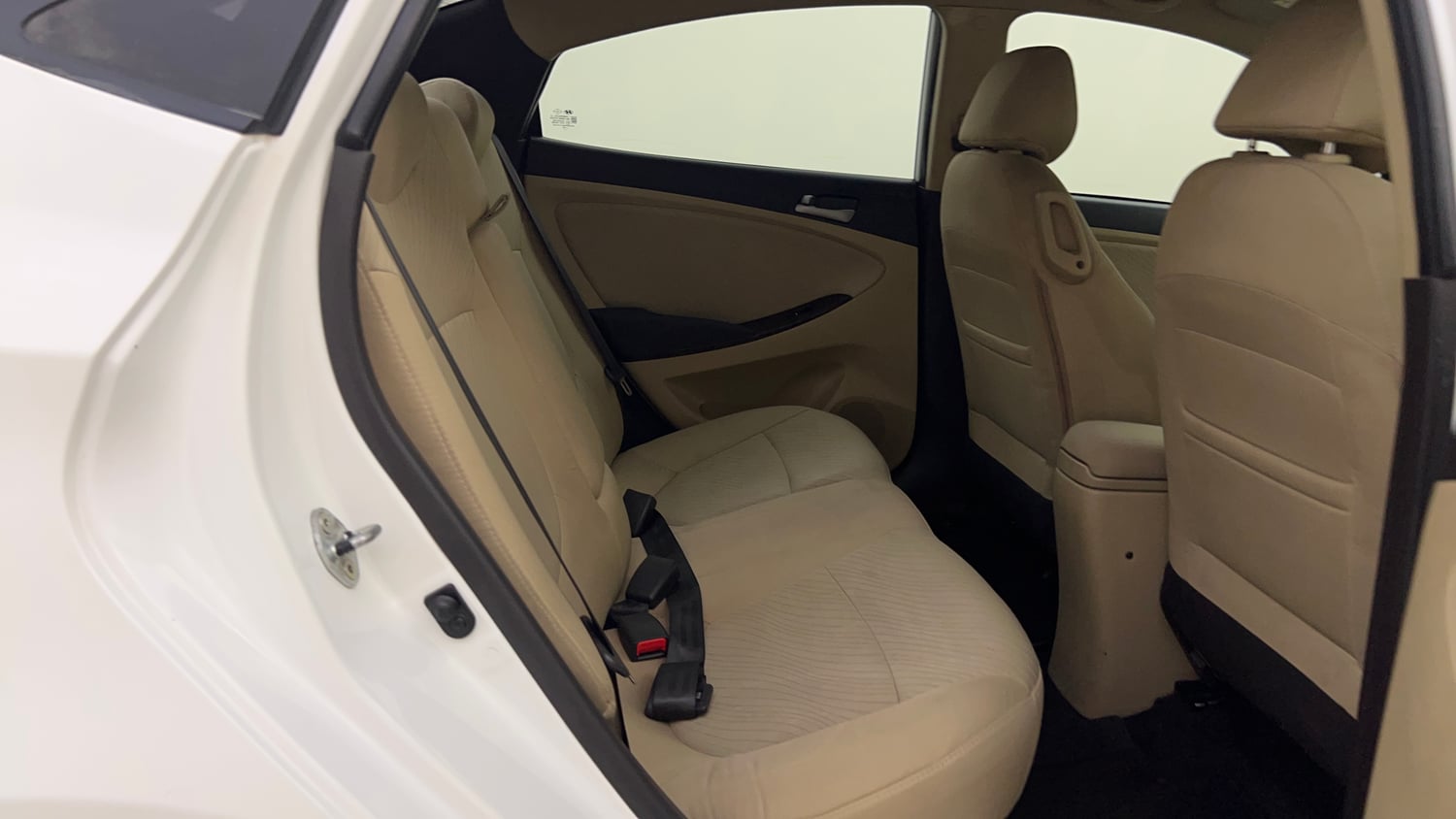 Used 2016 Hyundai Verna 1.6 VTVT SX Petrol Manual interior RIGHT SIDE REAR DOOR CABIN VIEW