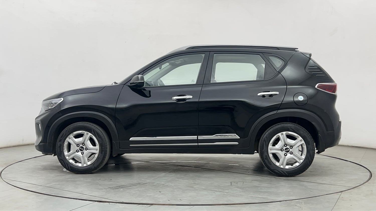 Used 2020 Kia Sonet HTX 1.0 iMT Petrol Manual exterior LEFT SIDE VIEW