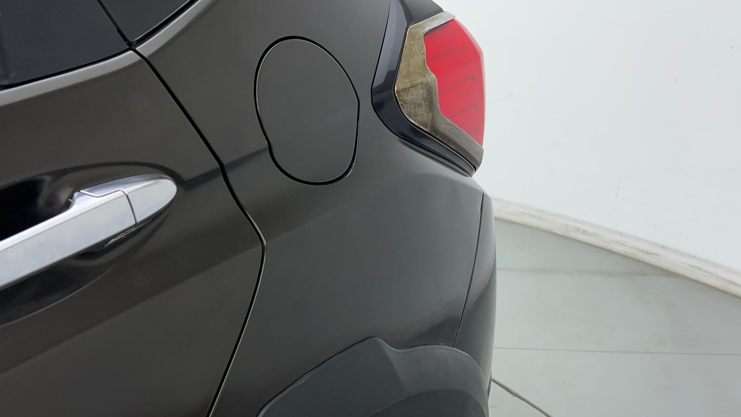 Used 2019 Honda WR-V VX MT Petrol Petrol Manual dents MINOR SCRATCH