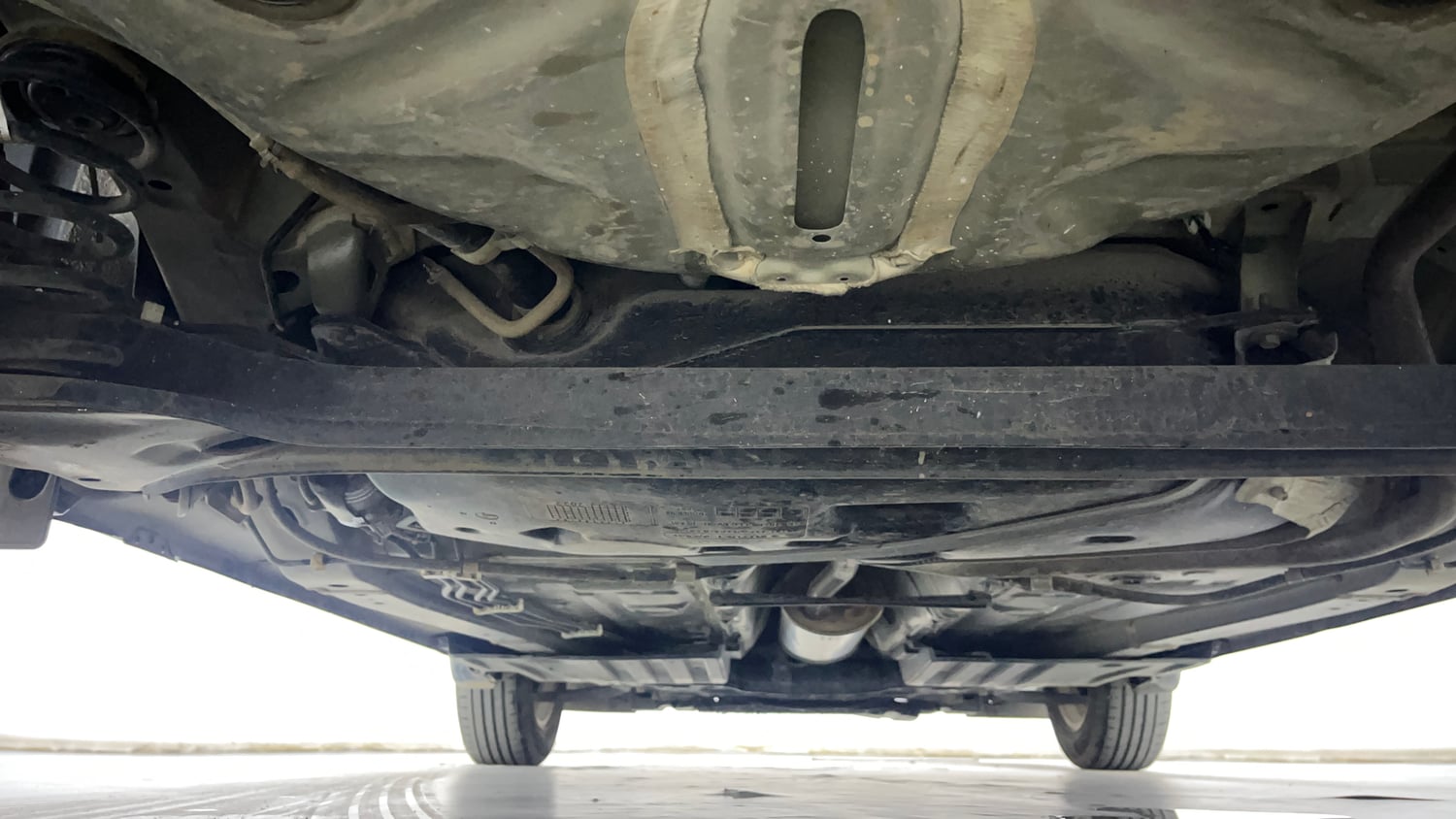Used 2022 Maruti Suzuki Swift ZXi Petrol Manual extra REAR UNDERBODY VIEW (TAKEN FROM REAR)