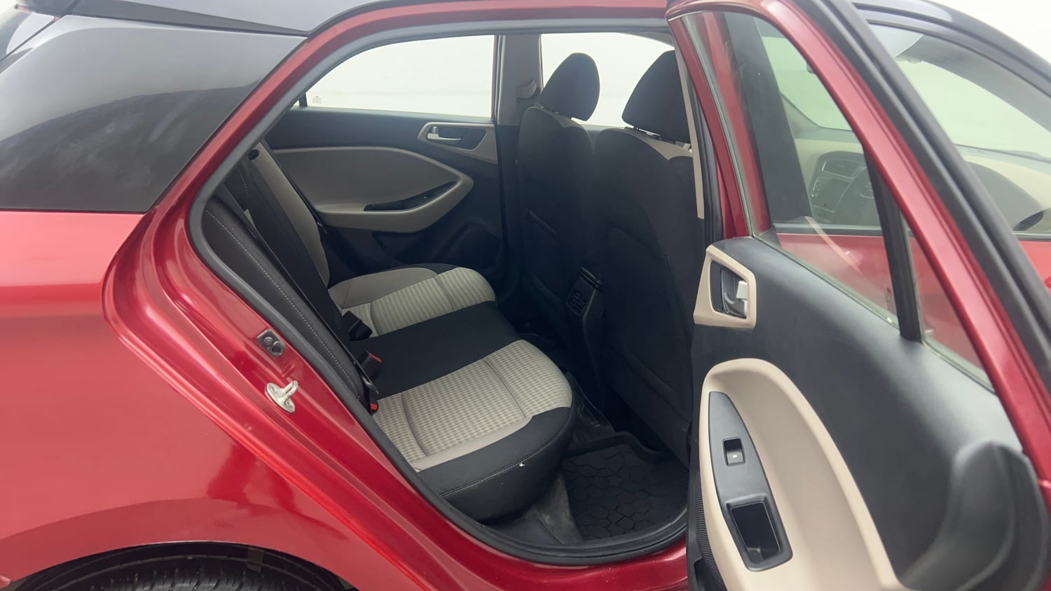 Used 2019 Hyundai Elite i20 Asta 1.2 (O) Petrol Manual interior RIGHT SIDE REAR DOOR CABIN VIEW