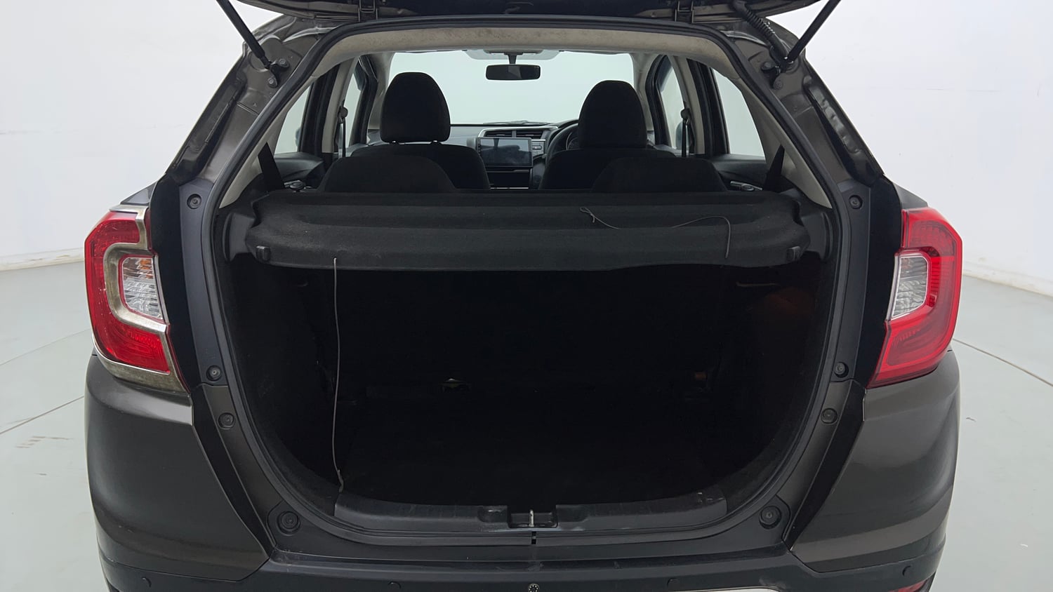 Used 2019 Honda WR-V VX MT Petrol Petrol Manual interior DICKY INSIDE VIEW