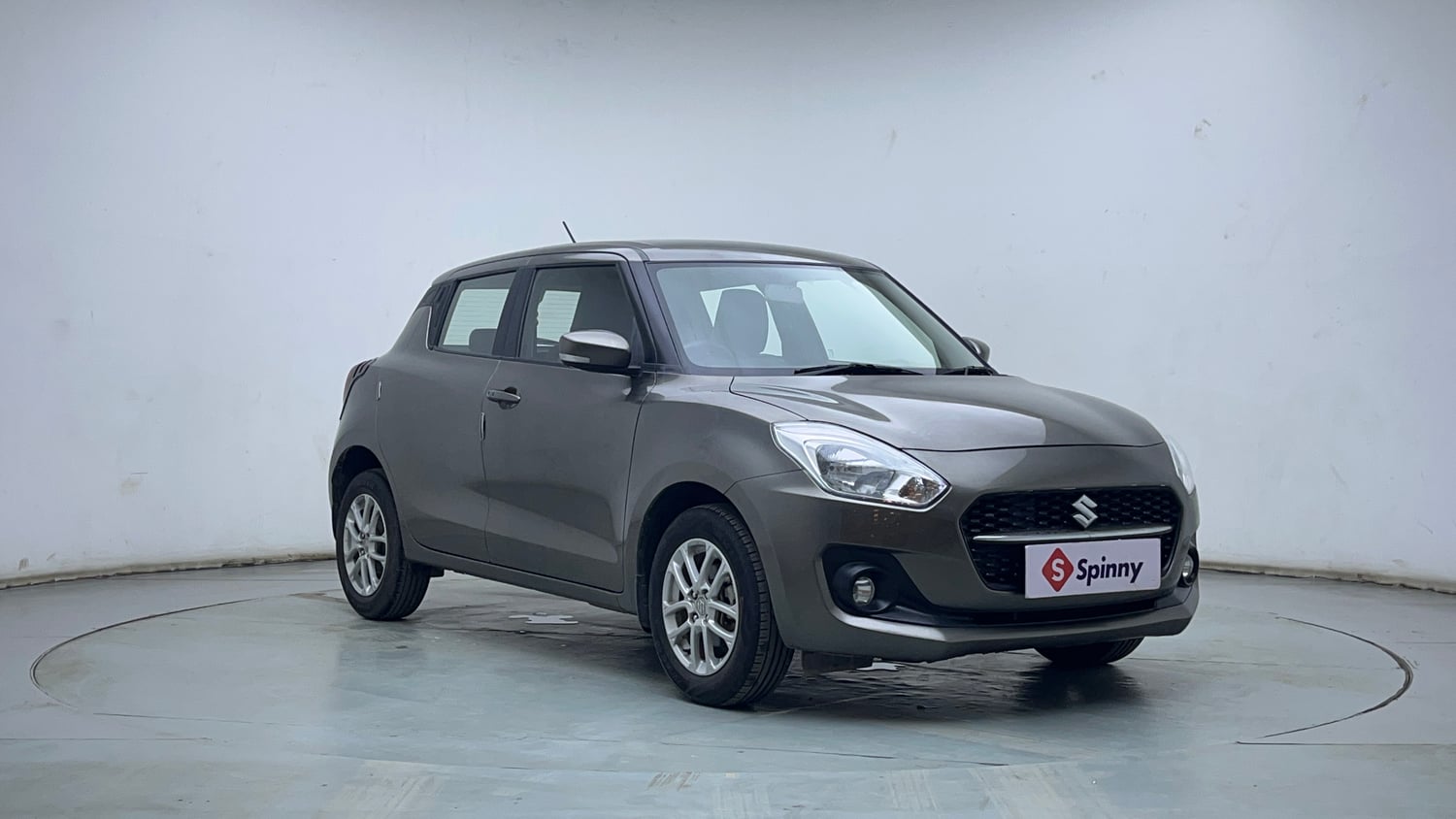 Used 2022 Maruti Suzuki Swift ZXi Petrol Manual exterior RIGHT FRONT CORNER VIEW