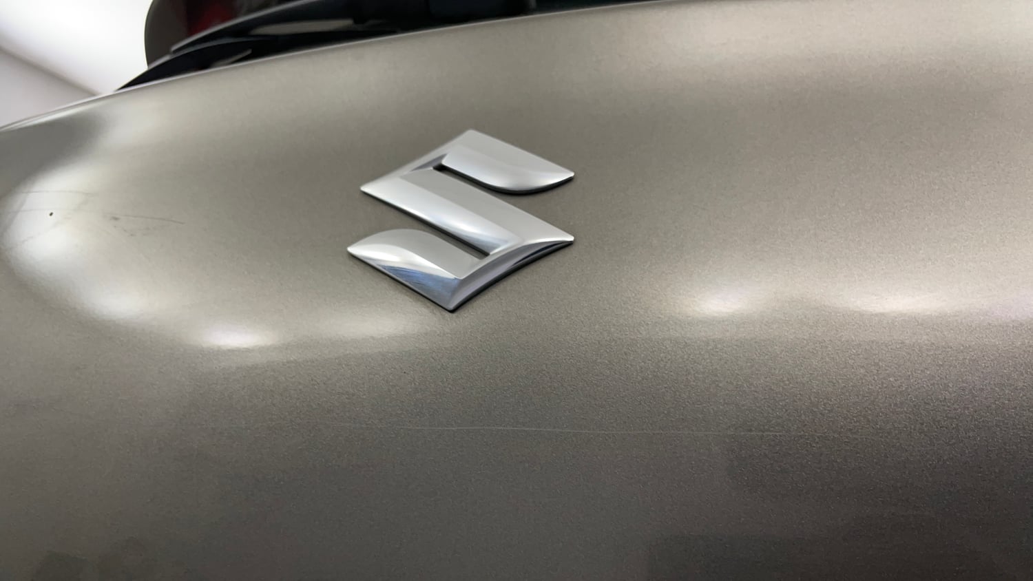 Used 2018 Maruti Suzuki Swift ZXi AMT Petrol Automatic dents MINOR SCRATCH