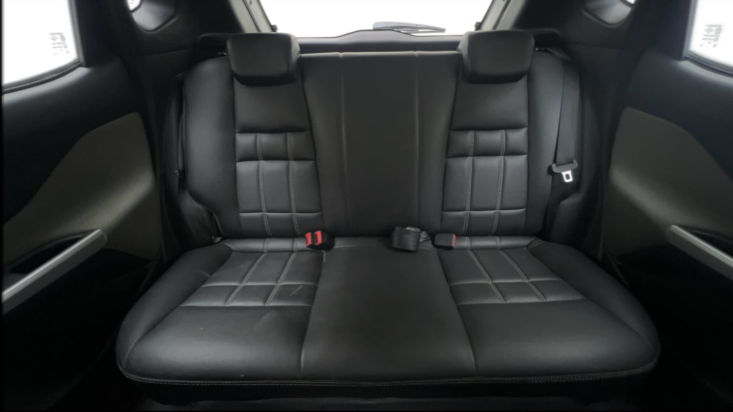 Used 2023 Nissan Magnite XE Petrol Manual interior REAR SEAT CONDITION VIEW