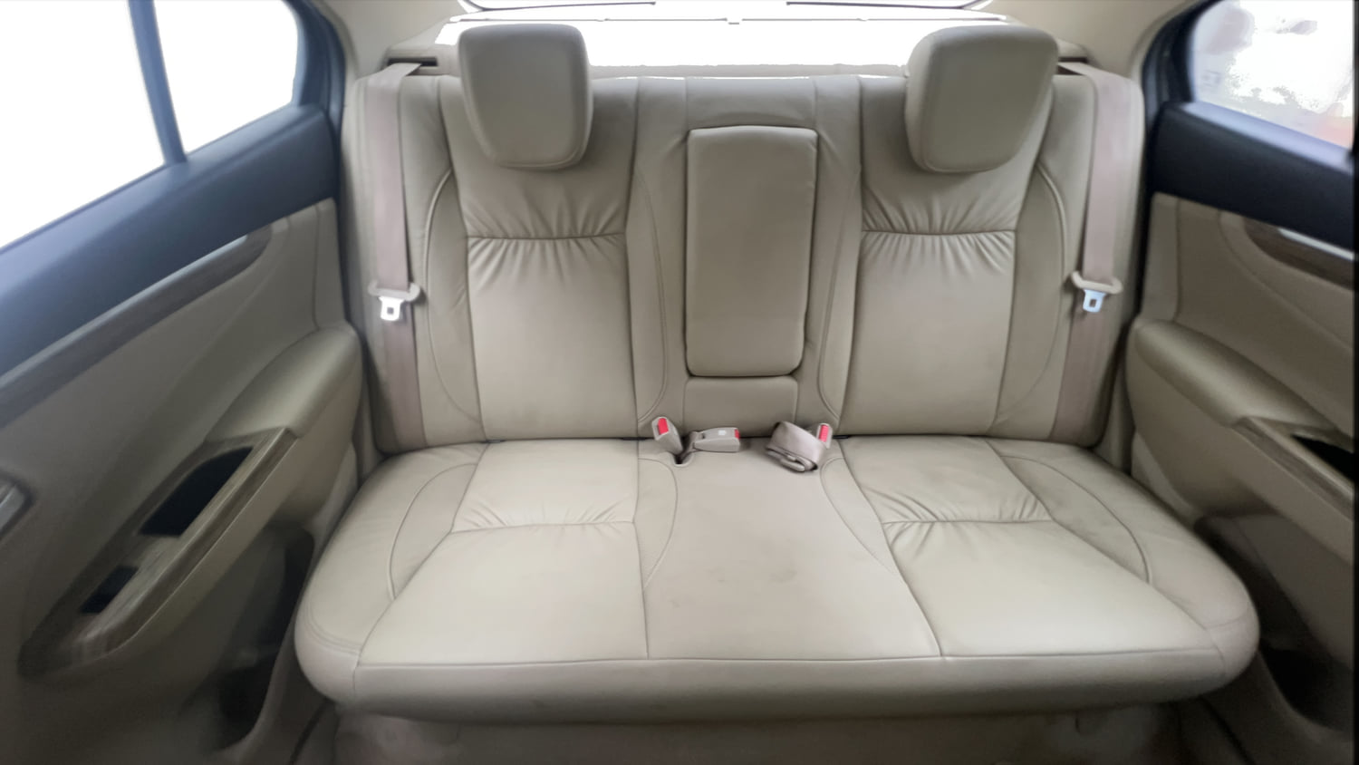 Used 2022 Maruti Suzuki Ciaz Alpha 1.5 Petrol Manual interior REAR SEAT CONDITION VIEW