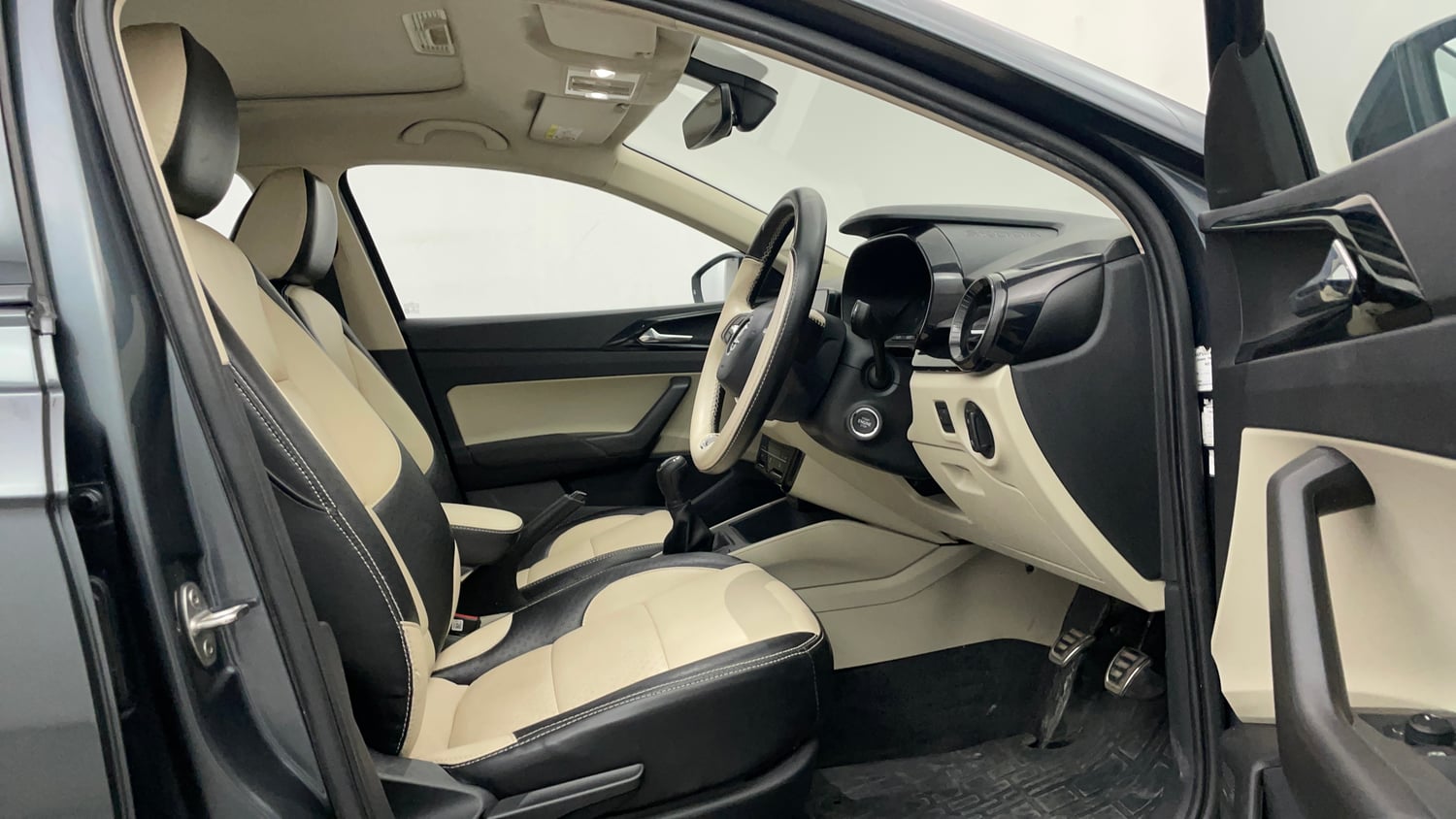 Used 2024 Skoda Slavia Ambition 1.0L TSI MT Petrol Manual interior RIGHT SIDE FRONT DOOR CABIN VIEW