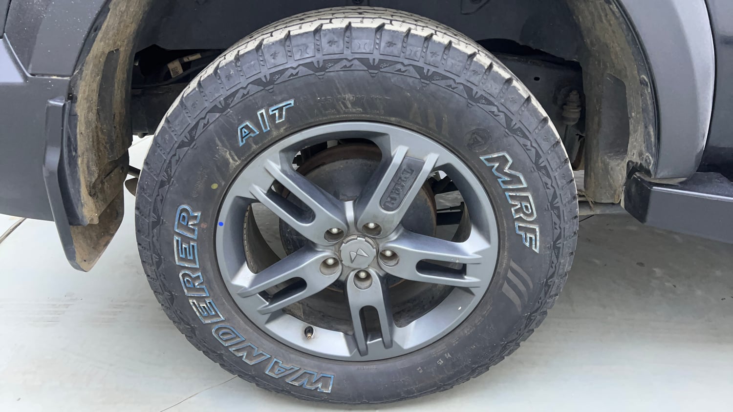 Used 2023 mahindra Thar LX Hard Top Diesel MT 4WD Diesel Manual tyres RIGHT REAR TYRE RIM VIEW