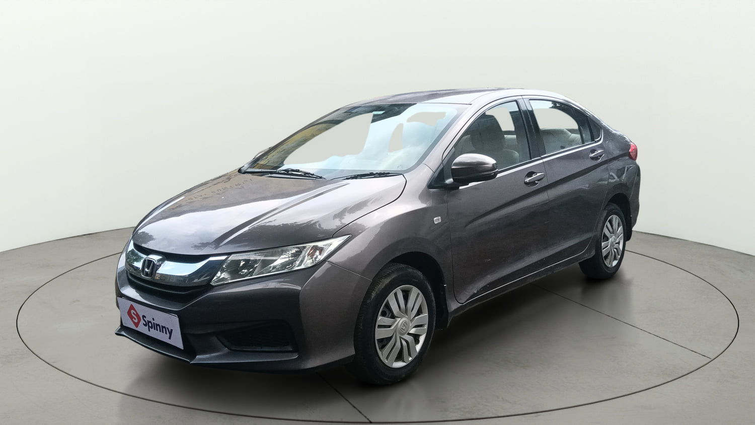 Used 2015 Honda City SV Petrol Manual exterior LEFT FRONT CORNER VIEW