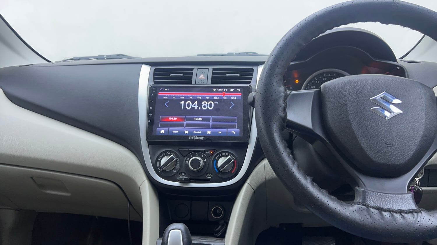 Used 2016 Maruti Suzuki Celerio VXi AMT Petrol Automatic interior MUSIC SYSTEM & AC CONTROL VIEW