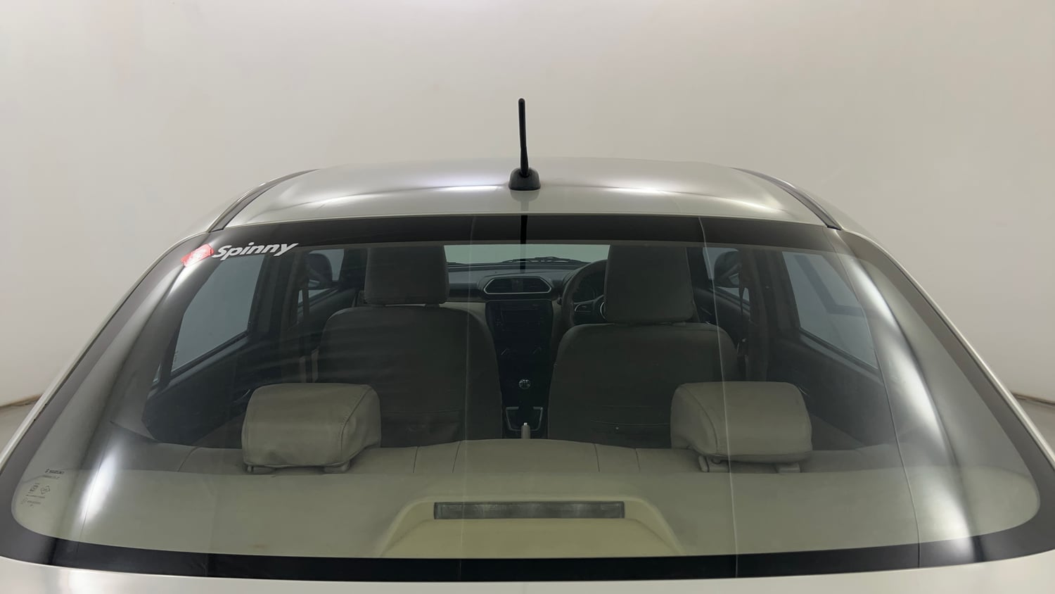 Used 2019 Maruti Suzuki Dzire VXi Petrol Manual exterior BACK WINDSHIELD VIEW