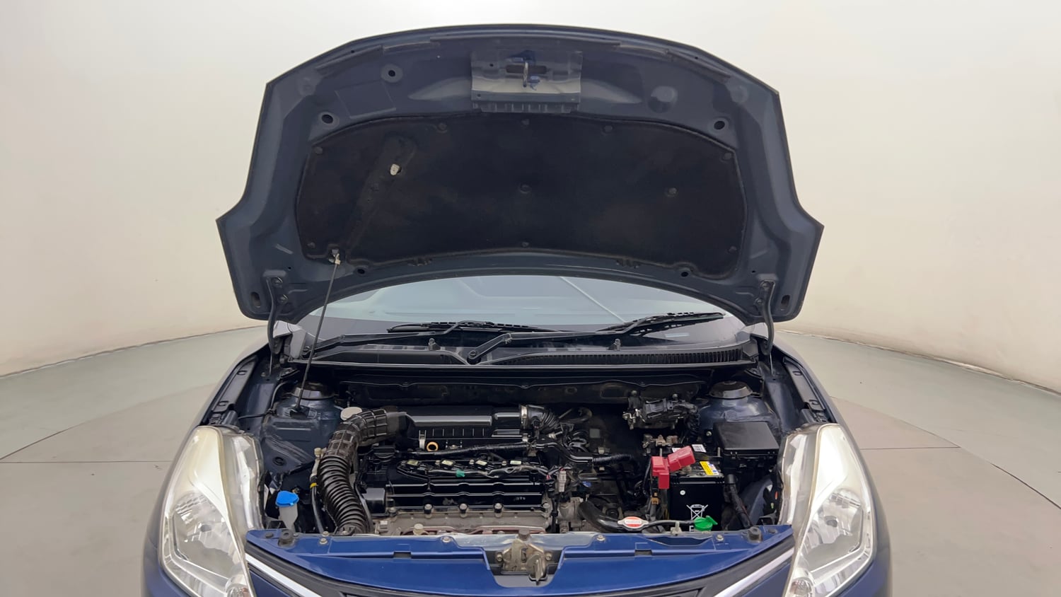 Used 2019 Maruti Suzuki Baleno Delta 1.2 AT Petrol Automatic engine ENGINE & BONNET OPEN FRONT VIEW