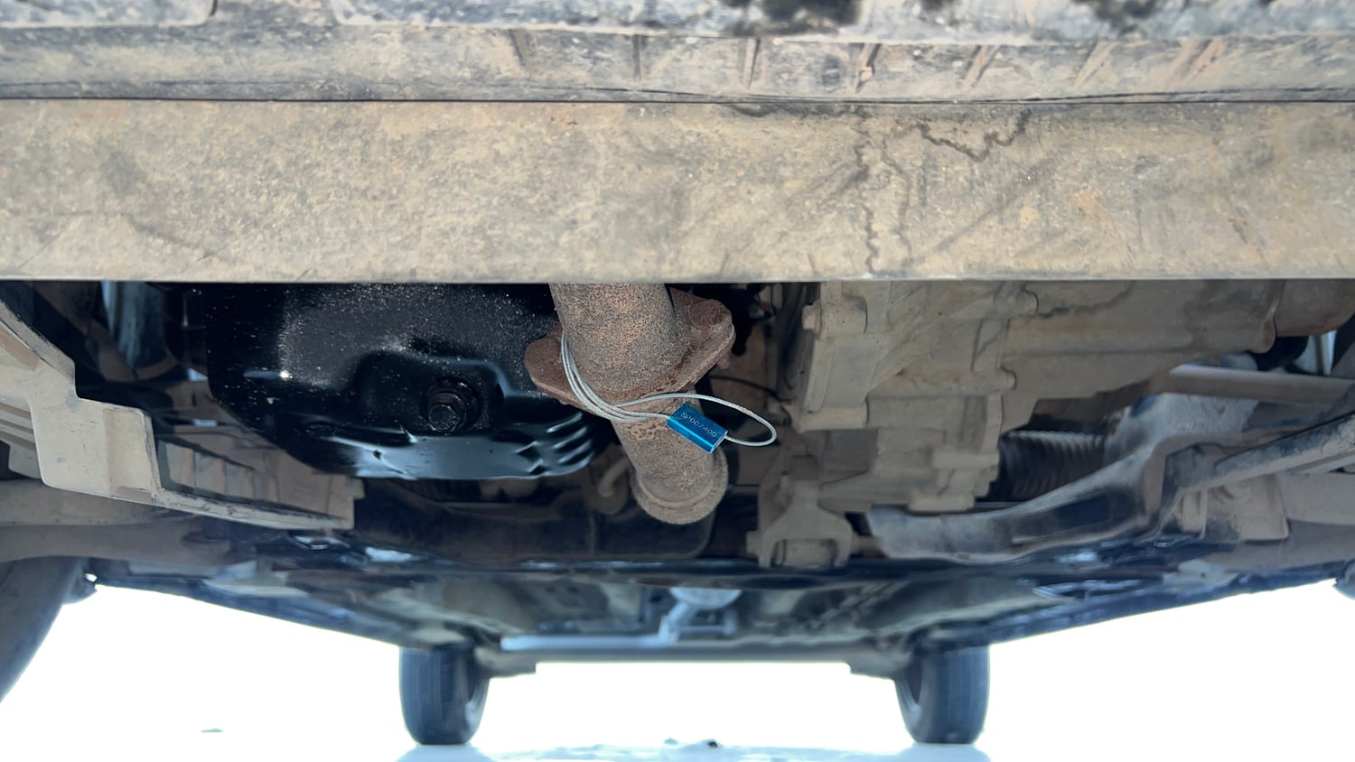 Used 2022 Tata Punch Adventure Rhythm Pack MT Petrol Manual extra FRONT LEFT UNDERBODY VIEW