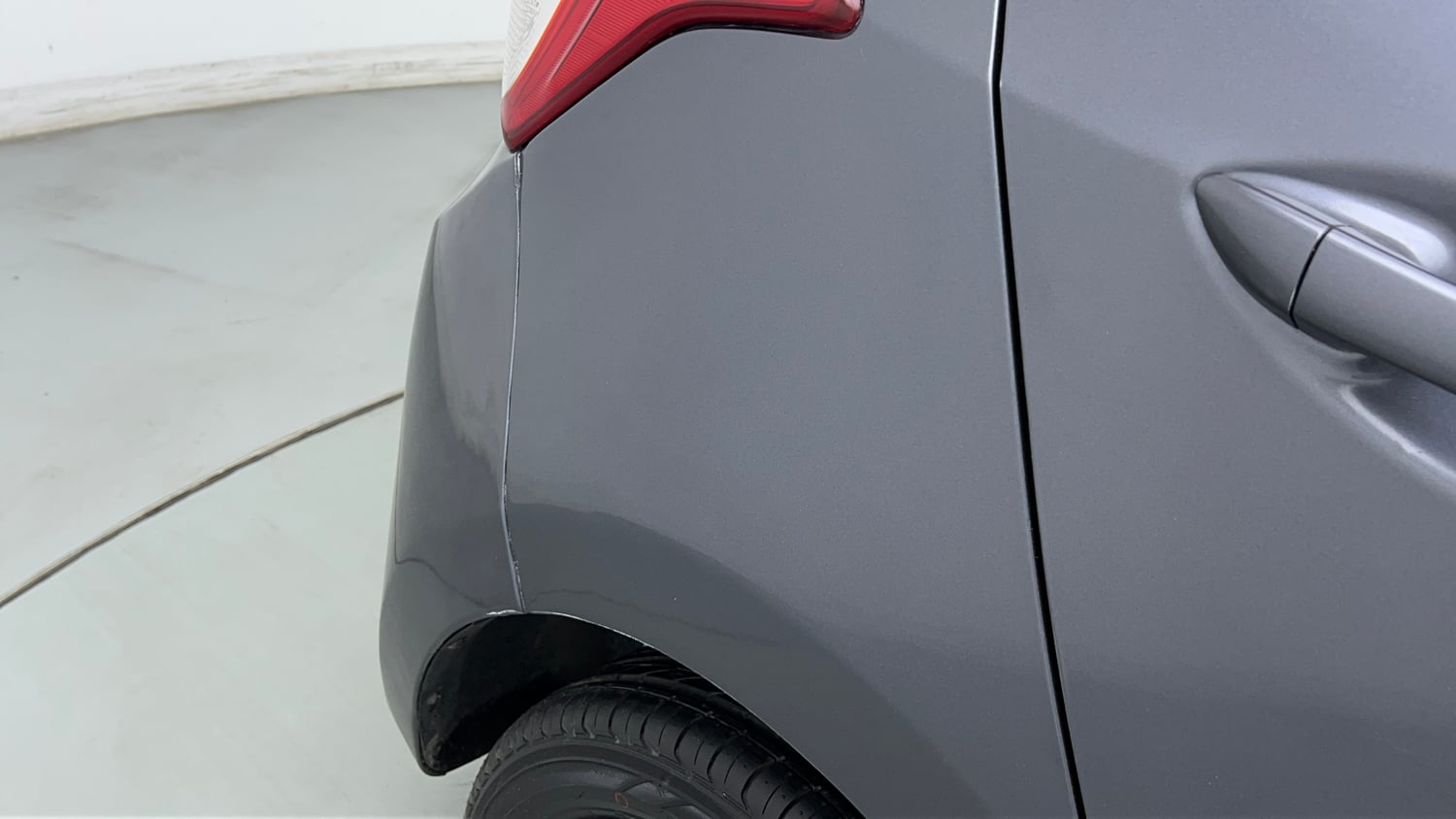 Used 2016 Hyundai Grand i10 Sportz 1.2 Kappa VTVT Petrol Manual dents MINOR SCRATCH