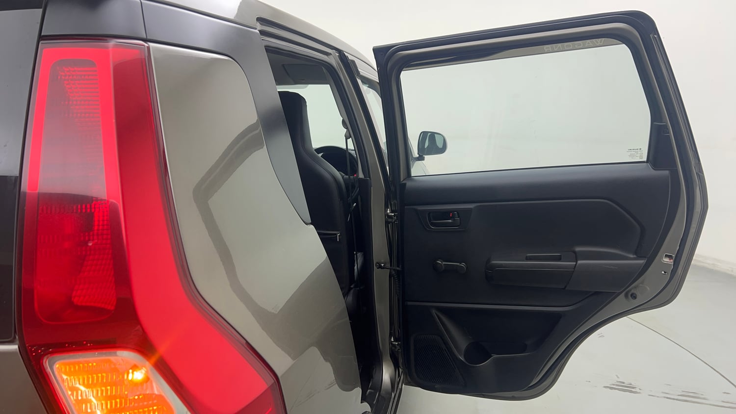 Used 2023 Maruti Suzuki Wagon R LXI 1.0 CNG Cng Manual interior RIGHT REAR DOOR OPEN VIEW