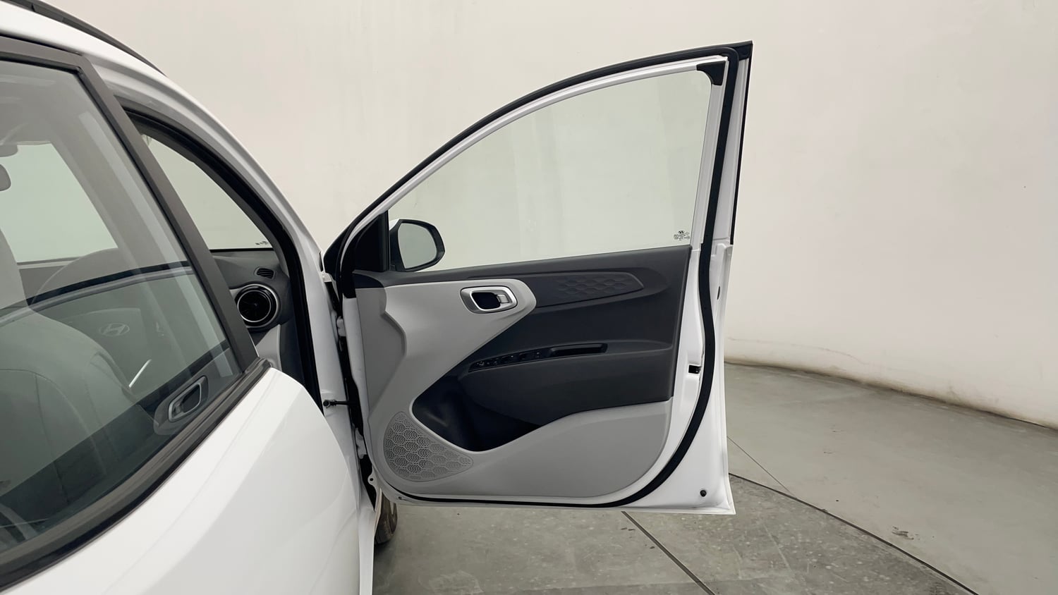 Used 2025 Hyundai Grand i10 Nios Sportz 1.2 Kappa AMT Petrol Automatic interior RIGHT FRONT DOOR OPEN VIEW