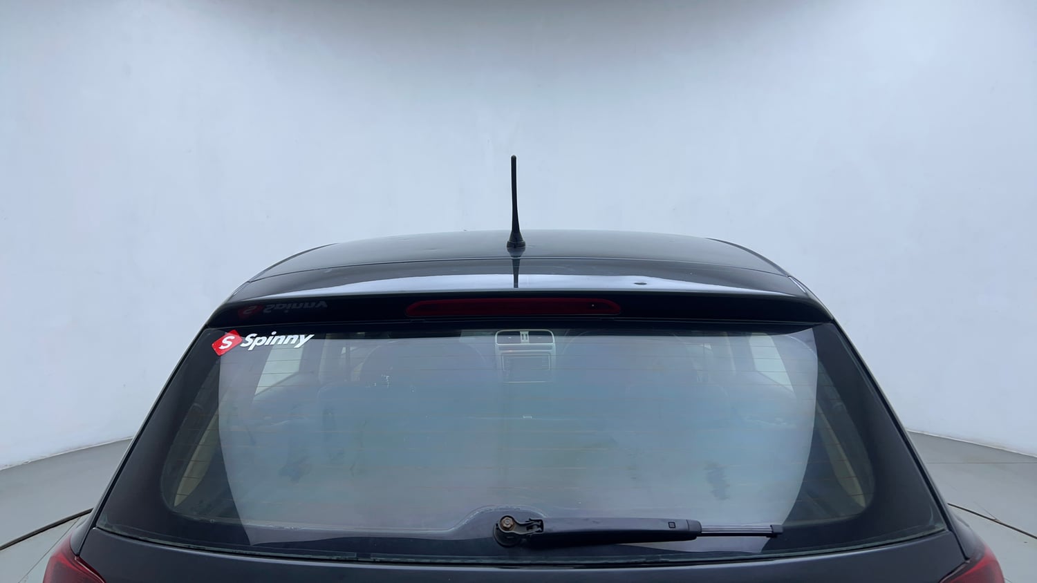 Used 2015 Volkswagen Polo Highline1.2L (P) Petrol Manual exterior BACK WINDSHIELD VIEW