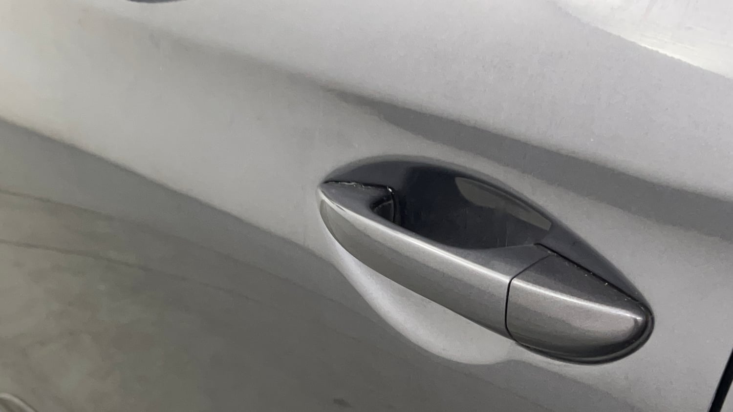 Used 2014 Hyundai Elite i20 Sportz 1.2 Petrol Manual dents MINOR SCRATCH