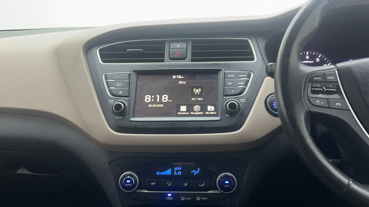 Used 2019 Hyundai Elite i20 Asta 1.2 (O) Petrol Manual interior MUSIC SYSTEM & AC CONTROL VIEW