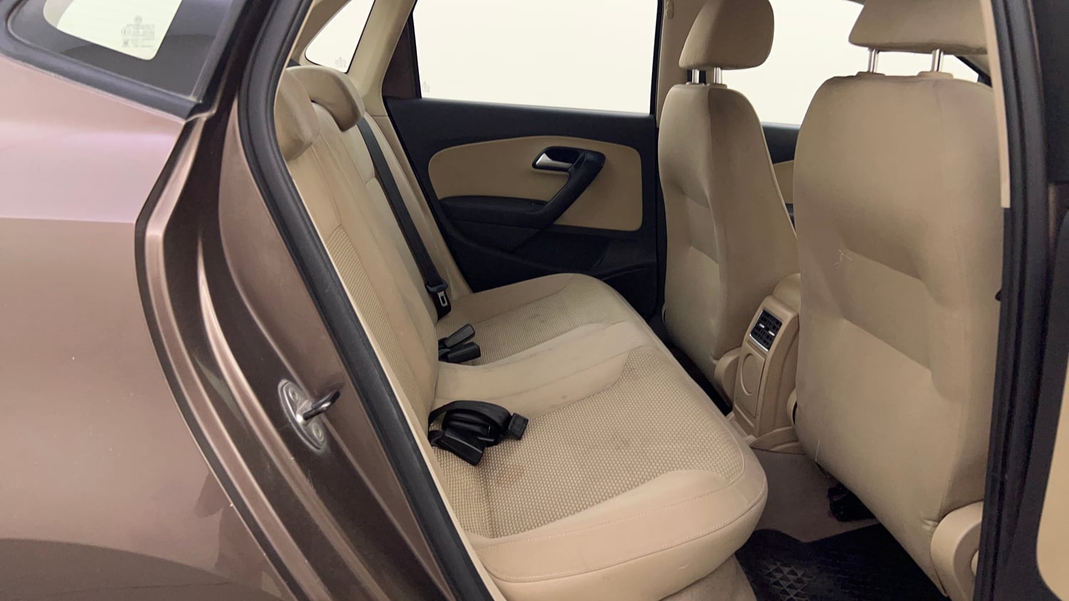 Used 2017 Volkswagen Ameo Highline1.2L Plus (P) 16 Alloy Petrol Manual interior RIGHT SIDE REAR DOOR CABIN VIEW