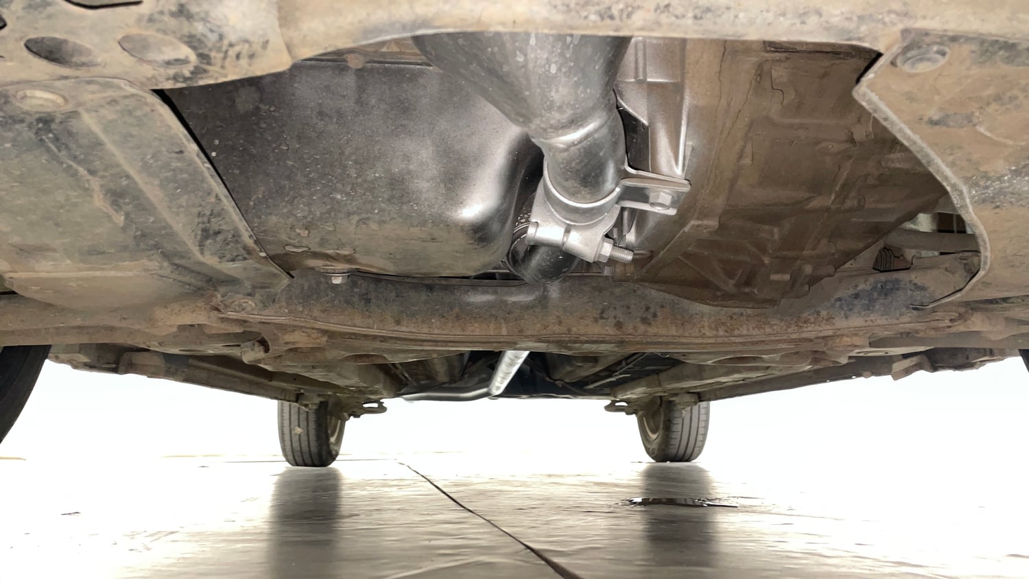 Used 2017 Maruti Suzuki Swift ZDi Diesel Manual extra FRONT LEFT UNDERBODY VIEW