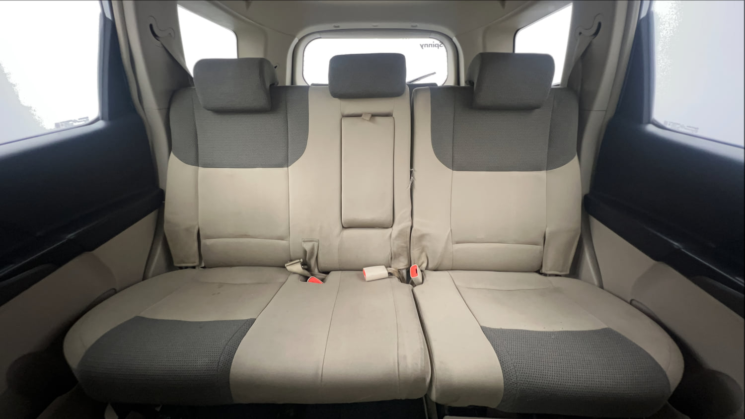 Used 2015 Mahindra XUV500 W6 Diesel Manual interior REAR SEAT CONDITION VIEW