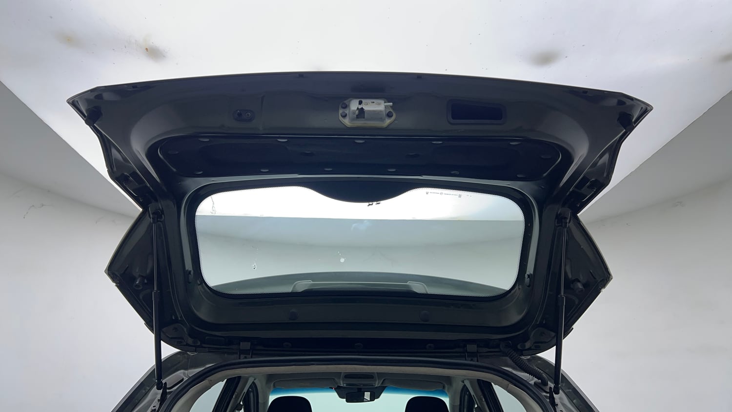Used 2020 Tata Nexon XMA Petrol Automatic interior DICKY DOOR OPEN VIEW