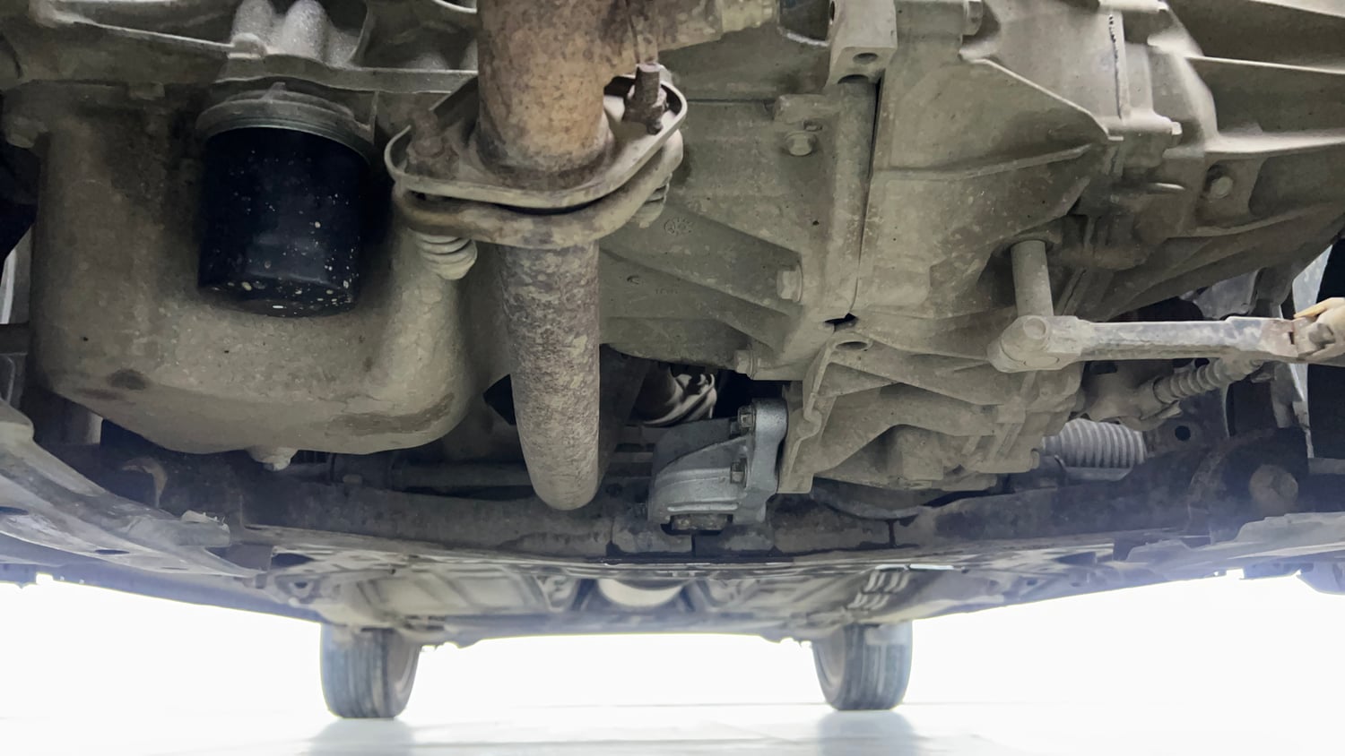 Used 2021 Maruti Suzuki Baleno Zeta Petrol Manual extra FRONT LEFT UNDERBODY VIEW