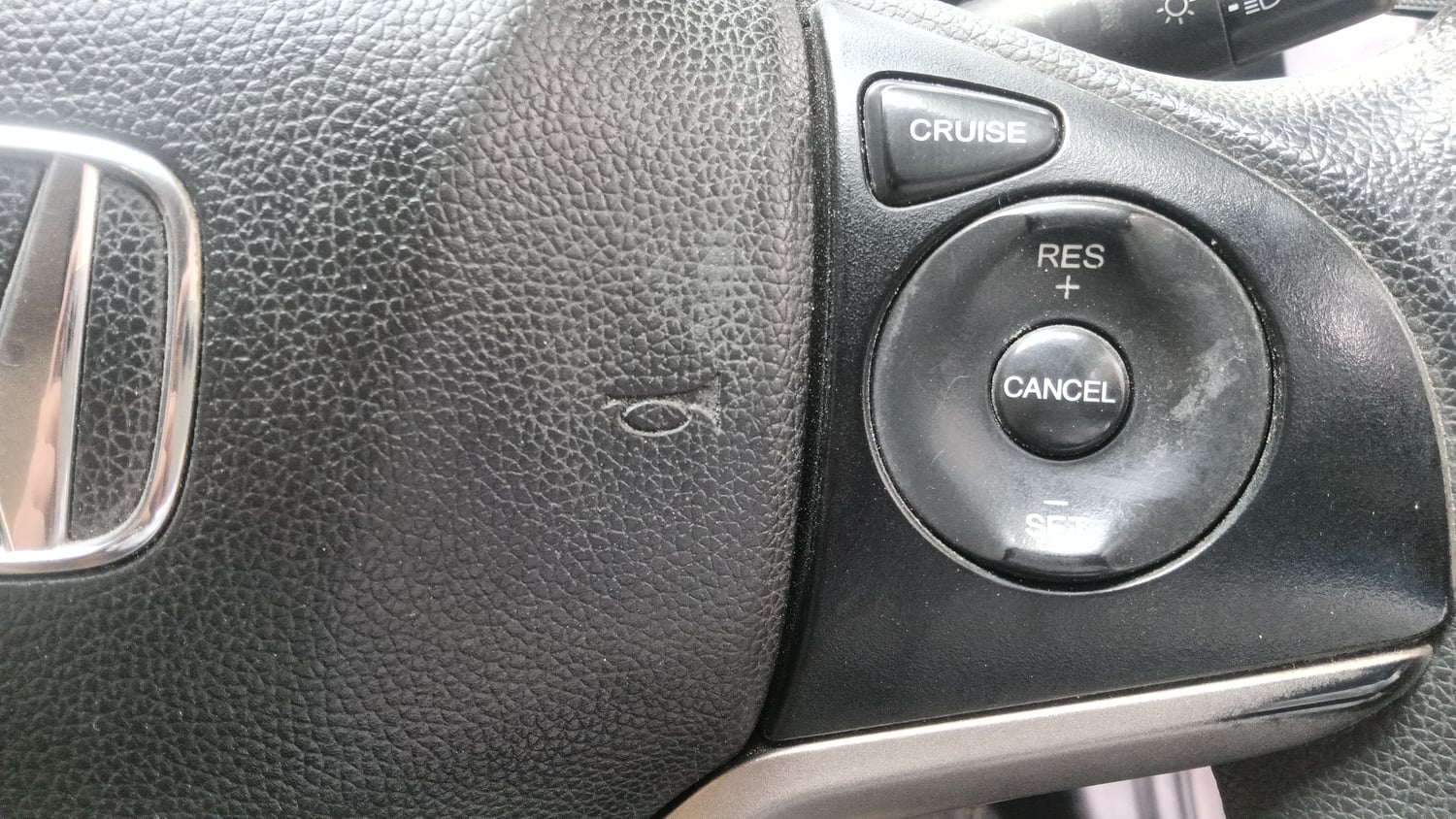 Used 2015 Honda City SV Petrol Manual top_features Cruise control