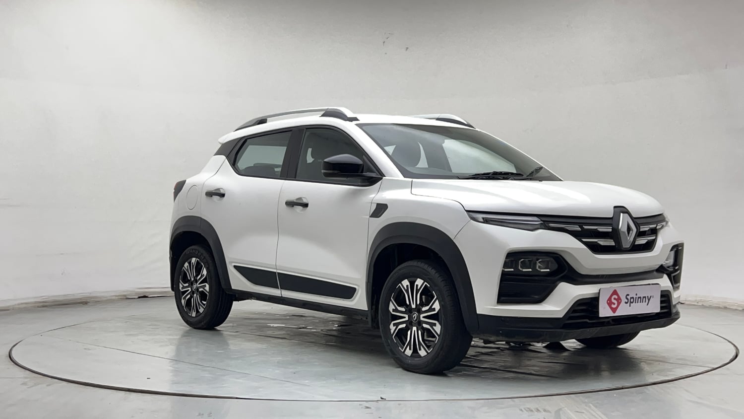 Used 2022 Renault Kiger RXT (O) Turbo CVT Petrol Automatic exterior RIGHT FRONT CORNER VIEW