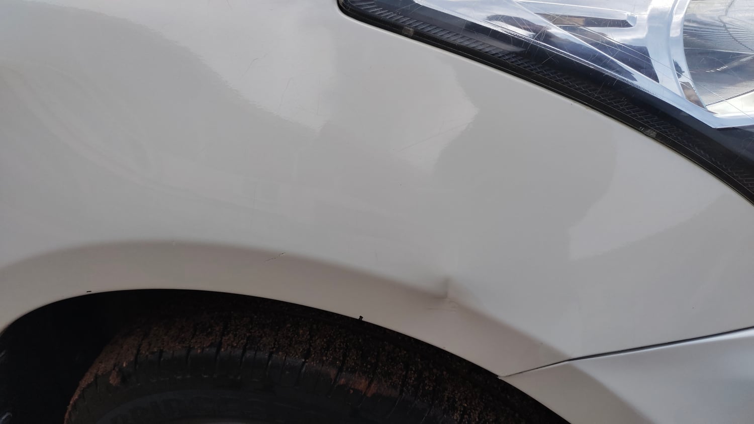 Used 2017 Maruti Suzuki Swift Dzire ZXI Petrol Manual dents MINOR DENT
