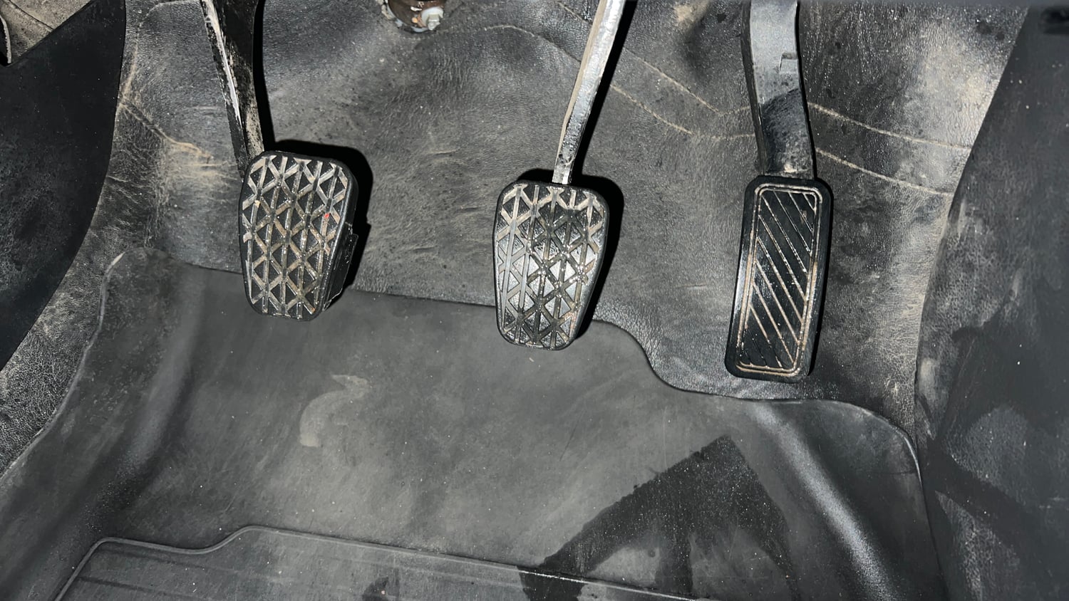 Used 2020 Ford Freestyle Titanium Plus 1.2 Ti-VCT Petrol Manual interior PEDALS VIEW