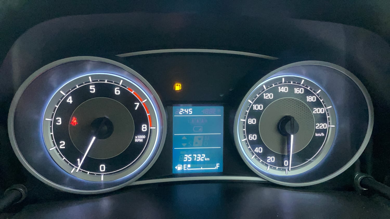 Used 2021 Maruti Suzuki Dzire VXi Petrol Manual interior CLUSTERMETER VIEW
