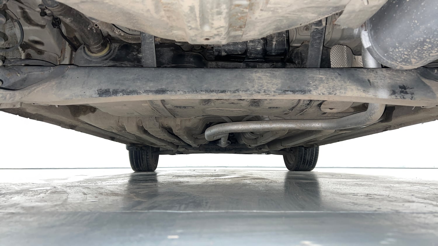 Used 2017 Hyundai Elite i20 Asta 1.2 Petrol Manual extra REAR UNDERBODY VIEW (TAKEN FROM REAR)