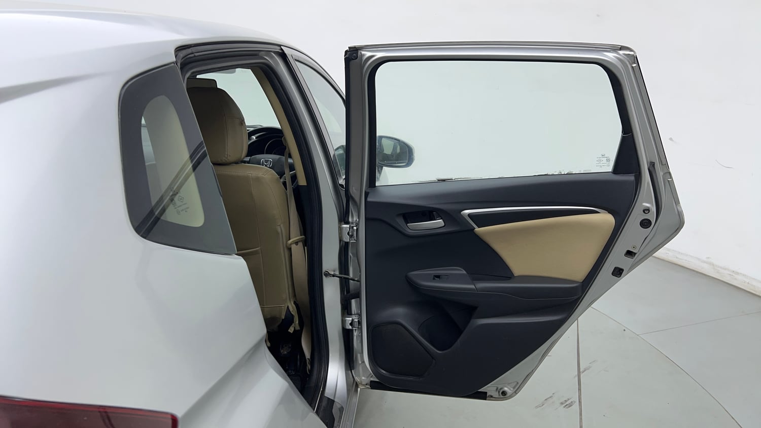 Used 2018 Honda Jazz V Petrol Petrol Manual interior RIGHT REAR DOOR OPEN VIEW