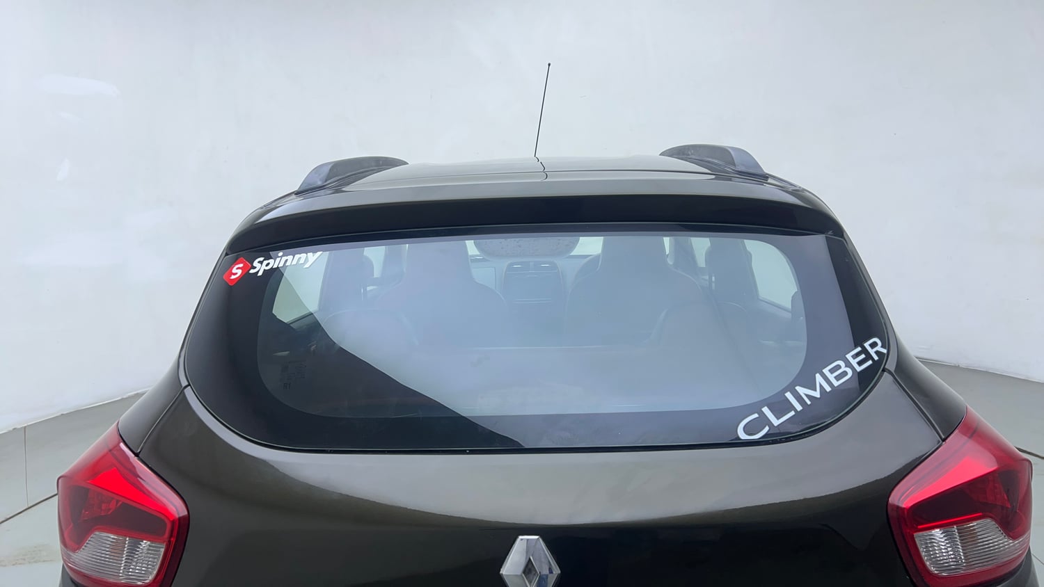 Used 2017 Renault Kwid CLIMBER 1.0 Petrol Manual exterior BACK WINDSHIELD VIEW