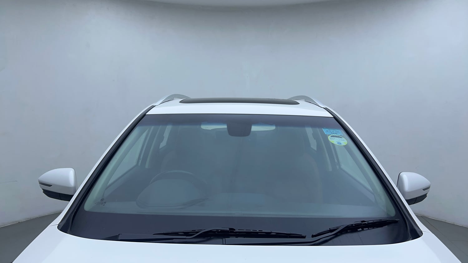 Used 2021 MG Motors Hector Plus Select 2.0 Diesel Turbo MT 7-STR Diesel Manual exterior FRONT WINDSHIELD VIEW